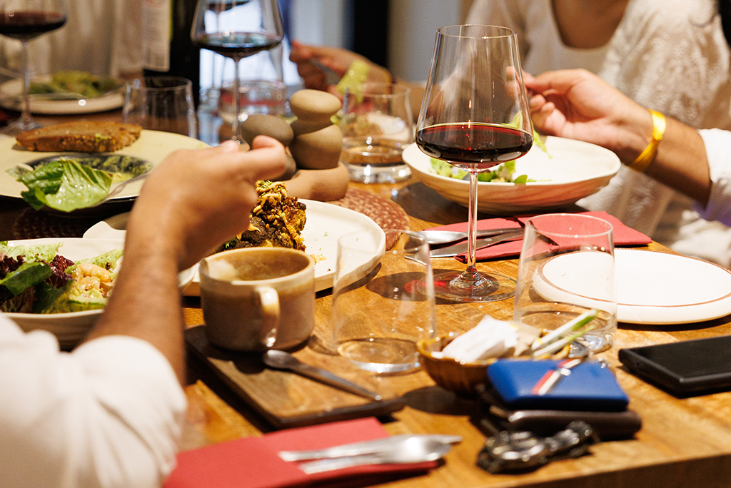 Pour Decisions Made Easy at La Croute